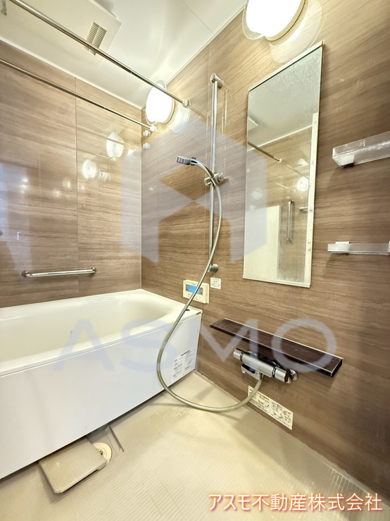 バス・シャワールーム　同マンション別部屋参考写真