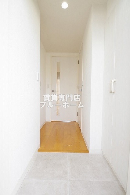 玄関　綺麗な玄関！下駄箱あります！