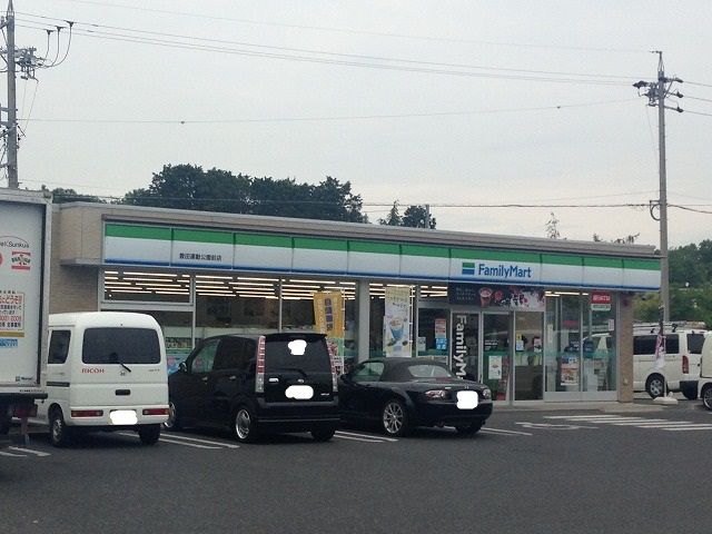 コンビニ　ファミリーマート豊田運動公園前店（コンビニ）まで223m