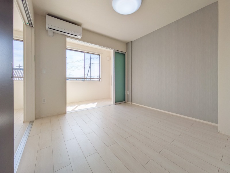 居室・リビング　図面と現状に相違がある場合には現状を優先