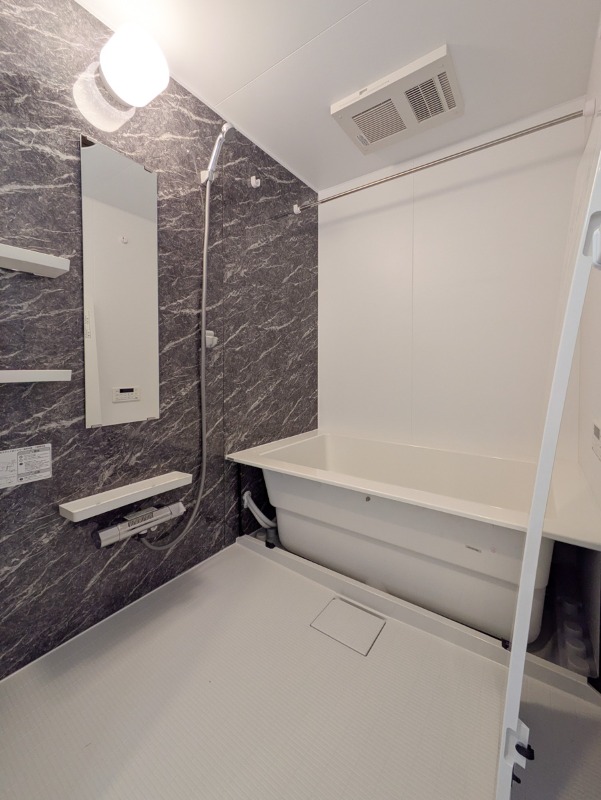 バス・シャワールーム　図面と現状に相違がある場合には現状を優先