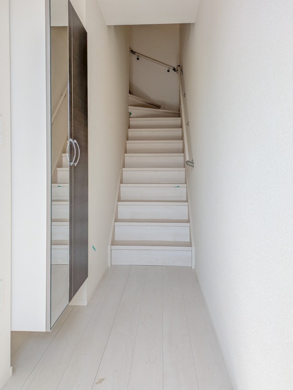 玄関　図面と現状に相違がある場合には現状を優先