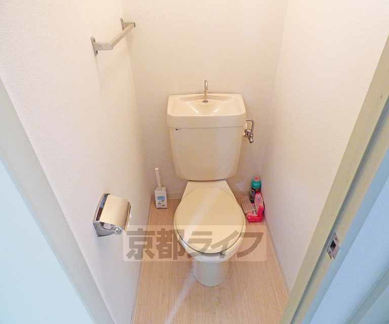 トイレ　清潔感のあるトイレです。