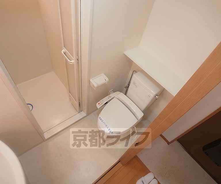 トイレ　清潔感のある洋式トイレ。