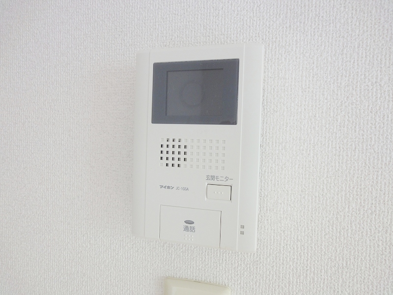 セキュリティ　今宿小校区の室内広々したファミリー物件♪庭付き♪