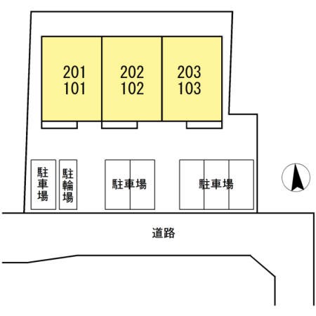 駐車場　敷地内に駐車場完備です。