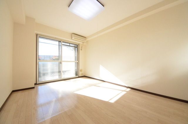 その他部屋・スペース　☆広々とした洋室☆