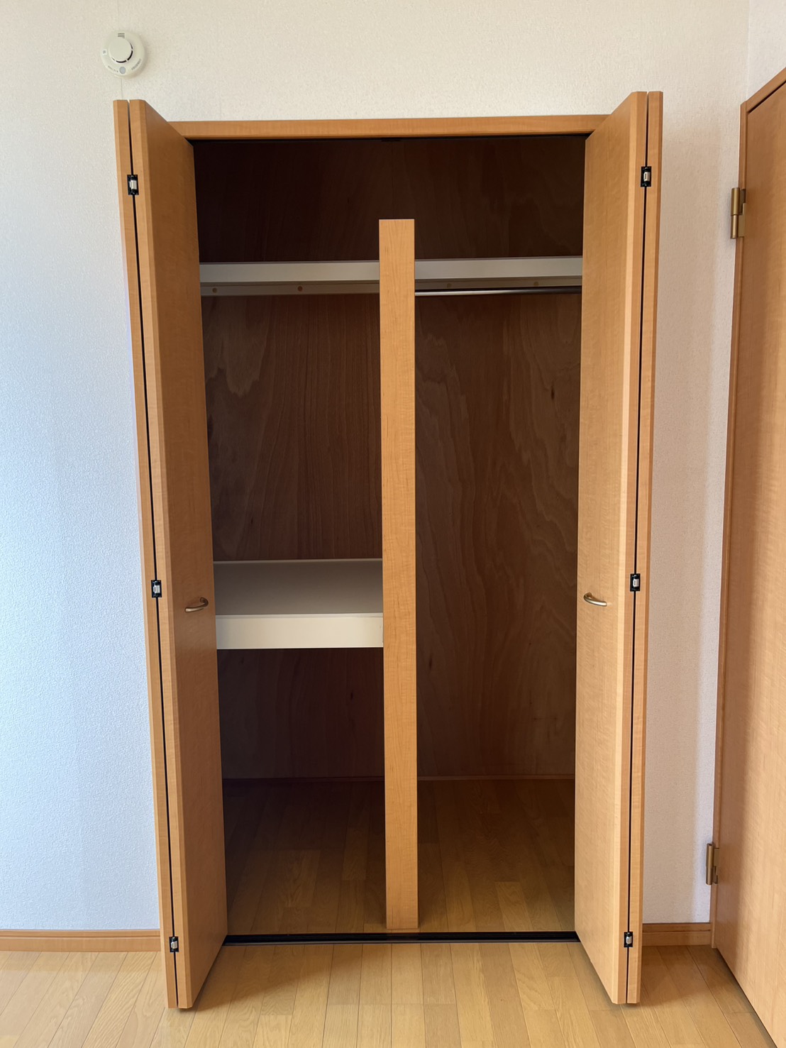 収納　各部屋に収納有り