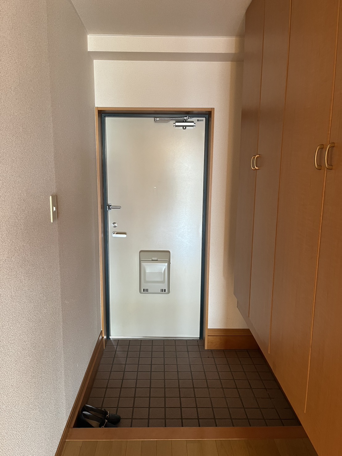 玄関　大容量の玄関収納があります