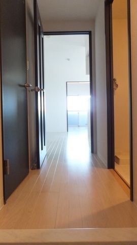 玄関　アウラデパリュール