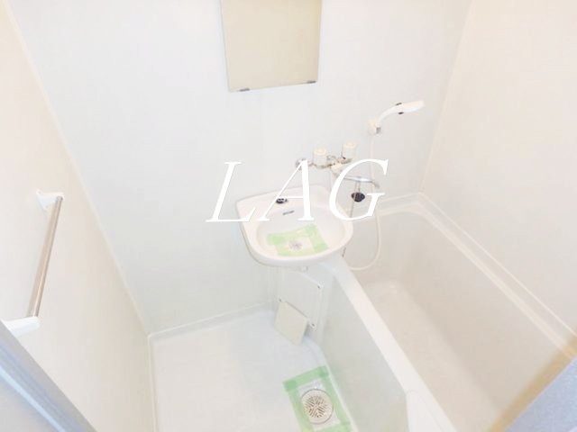 バス・シャワールーム　お風呂です。