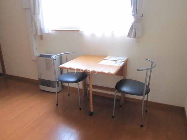 居室・リビング　類似