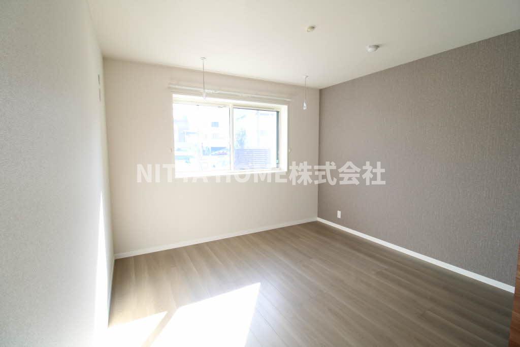 その他部屋・スペース　こちらの洋室は6.3帖です！