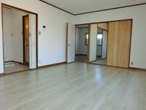 居室・リビング　リビング