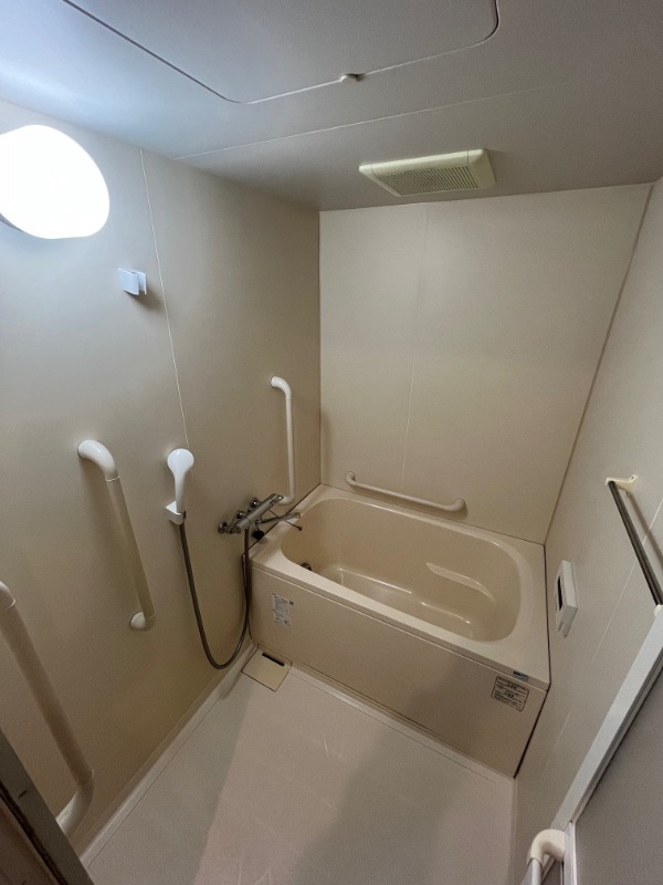 バス・シャワールーム　反転タイプのお部屋の写真になります