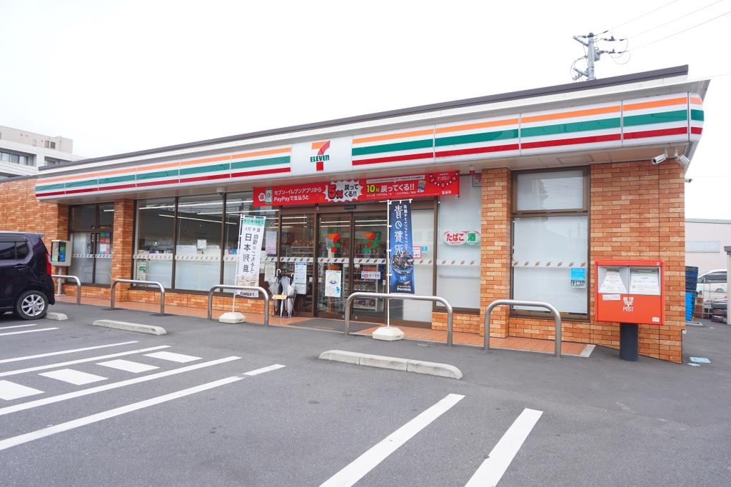 コンビニ　セブンイレブン 豊春駅前店（コンビニ）まで870m