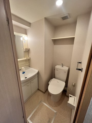 洗面設備　使いやすい洗面所です