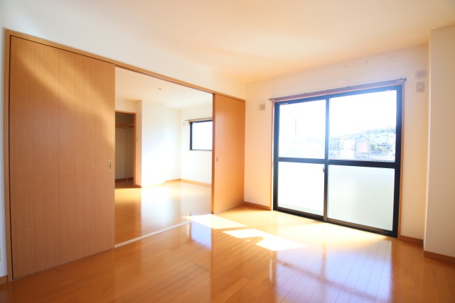 居室・リビング　※別室の参考写真の為、現況優先です。