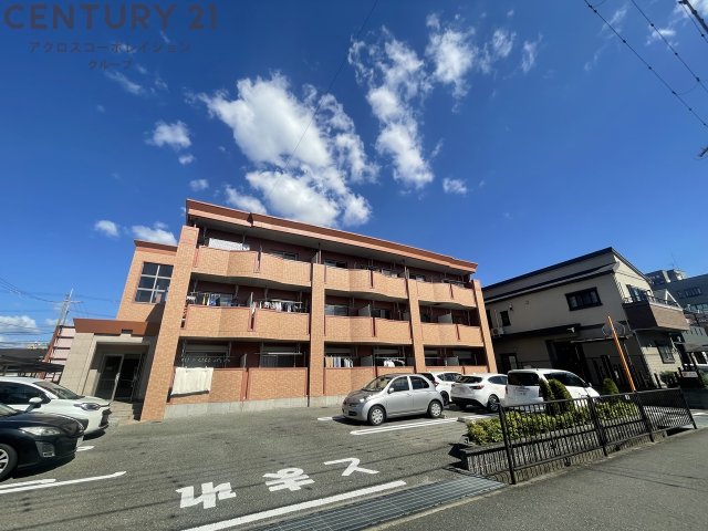 建物外観　安心のオートロック付き♪