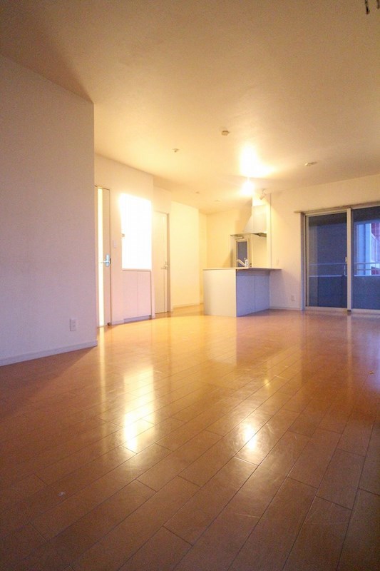 居室・リビング　別号室の参考写真です