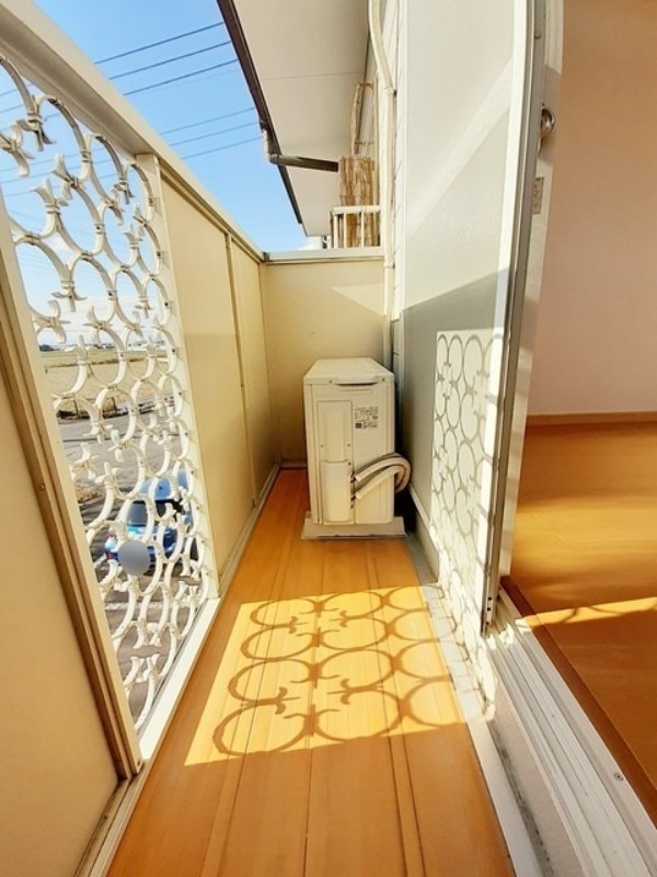 バルコニー　図面と現状に相違がある場合には現状を優先