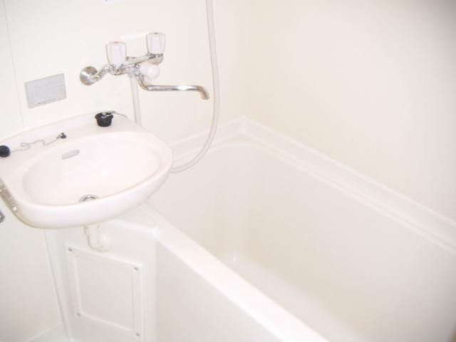 バス・シャワールーム　バス