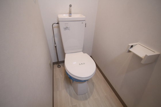 トイレ　※別部屋の写真です