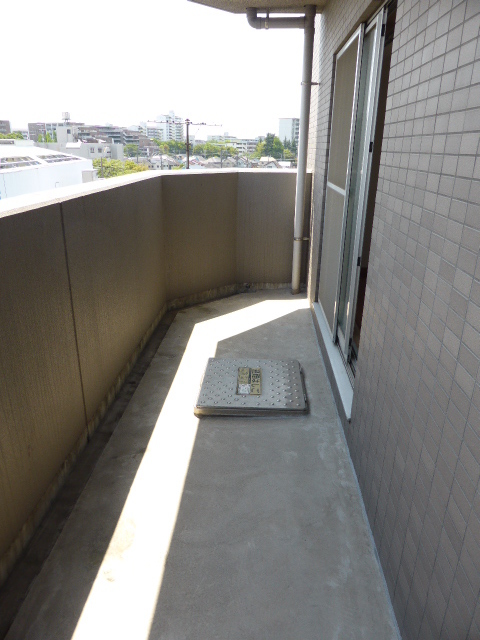 バルコニー　※写真は他号室です