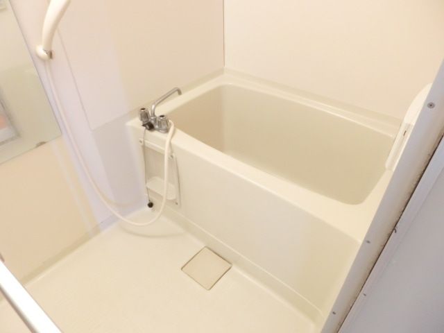 バス・シャワールーム　お風呂で毎日の疲れもスッキリ♪