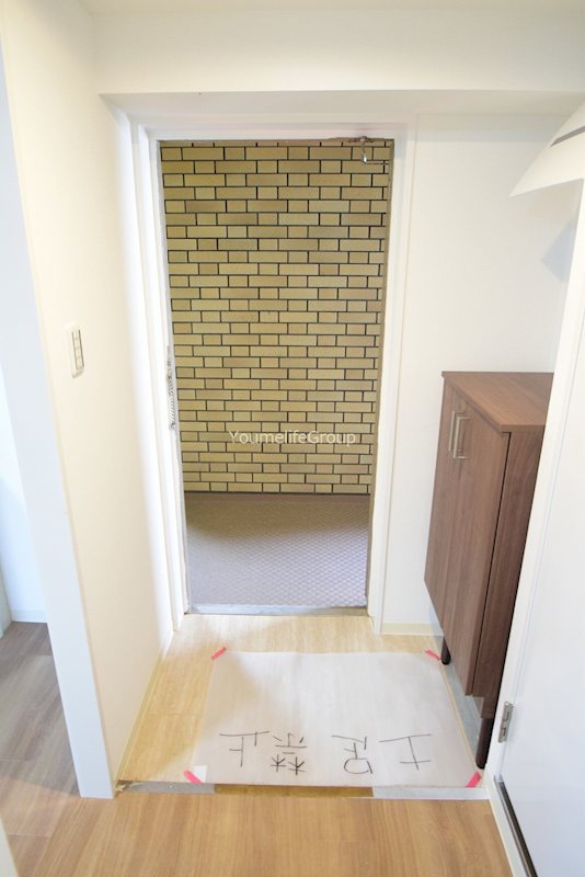 玄関　※別部屋参考写真※