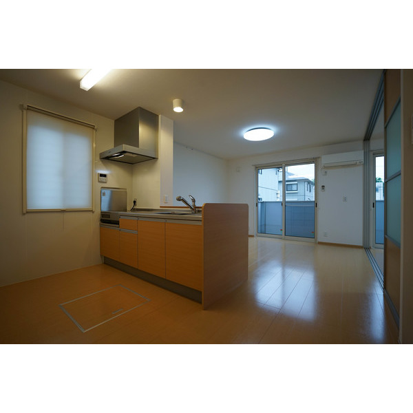 キッチン　同じ建物の別のお部屋