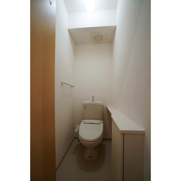 トイレ　同じ建物の別のお部屋