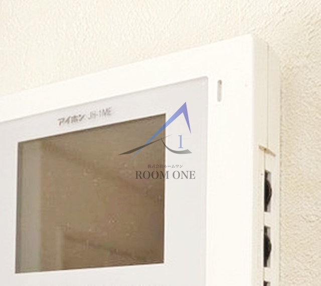 セキュリティ　モニター付きインターホンです。