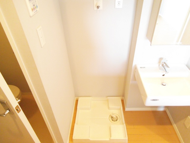 その他設備　室内洗濯機置き場あります。