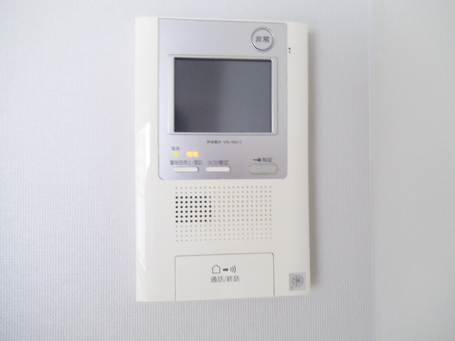 セキュリティ　モニター付きインターフォンで安心♪