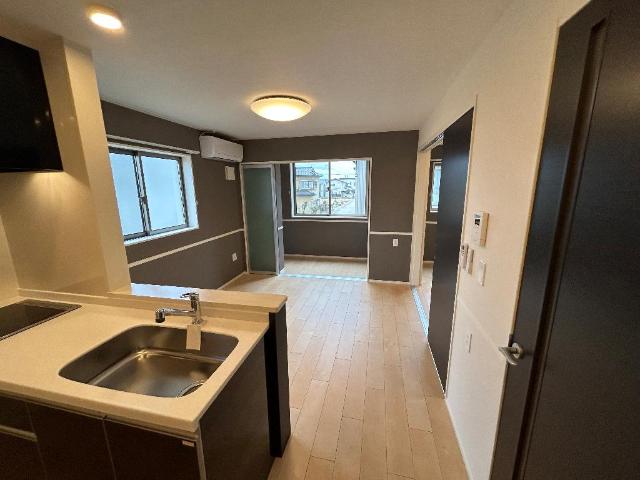 居室・リビング　リビング