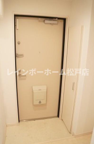 玄関　ゆったりとした玄関です