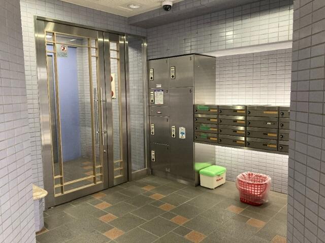 エントランス　?