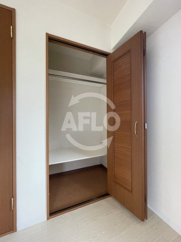 収納　プレミアム阿波座　クローゼット