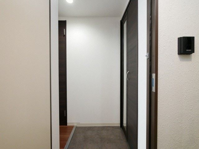 その他共有部分　玄関前