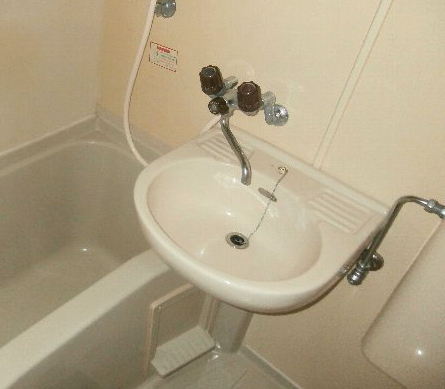 洗面設備　同仕様