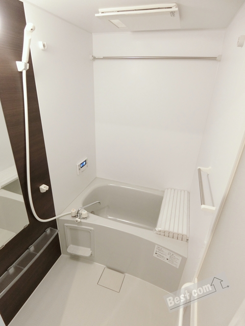 バス・シャワールーム　追い焚き付で寒い日も温まります♪