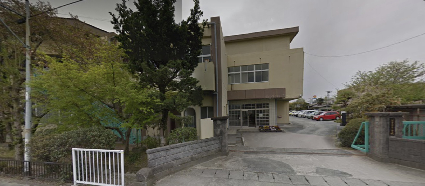 小学校　上妻小学校（小学校）まで1400m