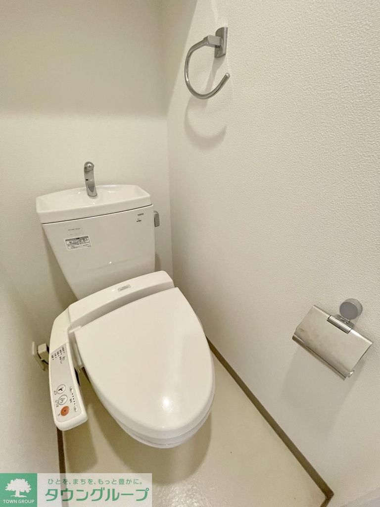 トイレ　同物件別部屋写真