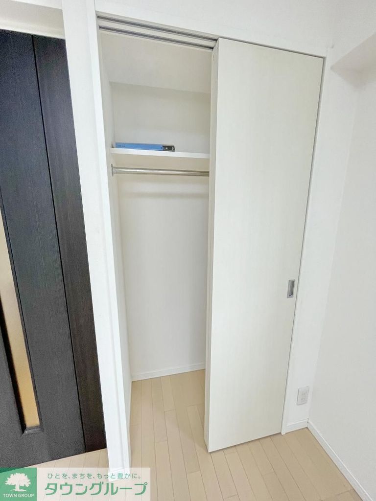 収納　同物件別部屋写真