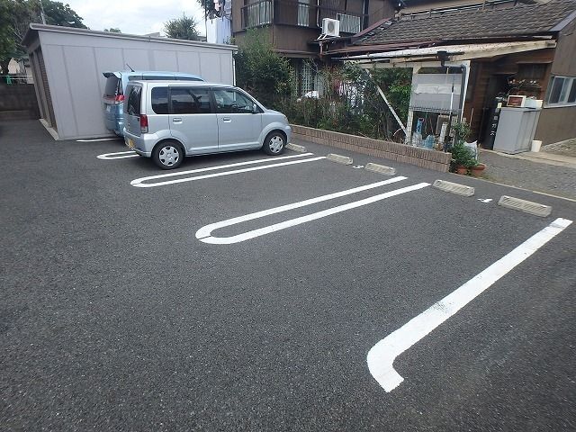 駐車場　★お問い合わせはタウンハウジングまで★