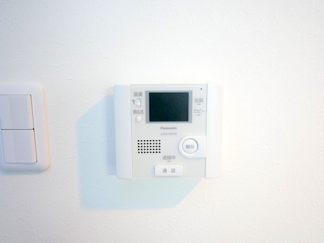 セキュリティ　モニター付きインターホン完備しています♪