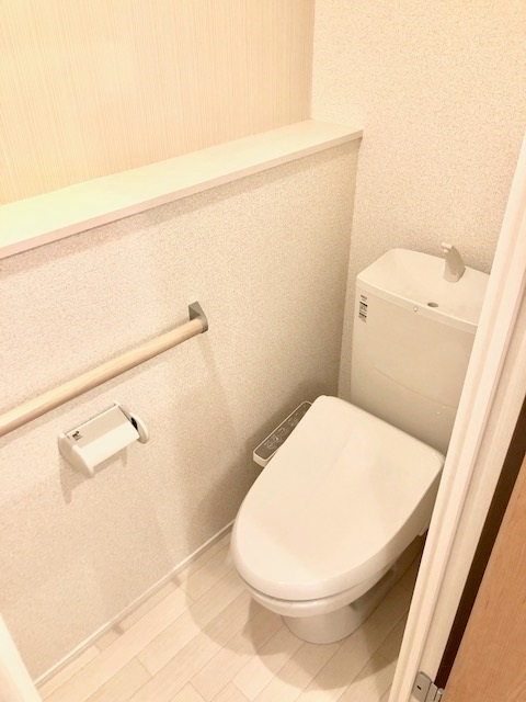 その他　温水洗浄便座付き