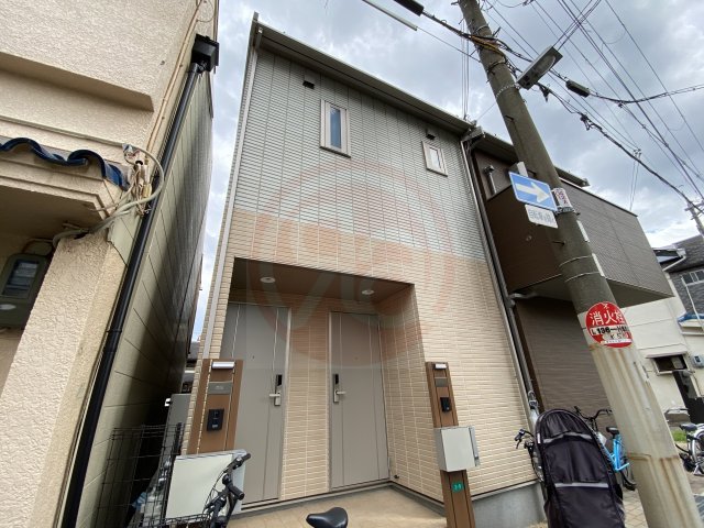 建物外観　外観は落ち着いています