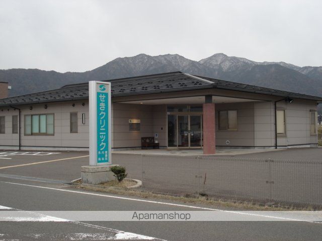 病院　せきクリニック（病院）まで1600m